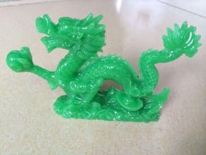 dragon hecho con jade
